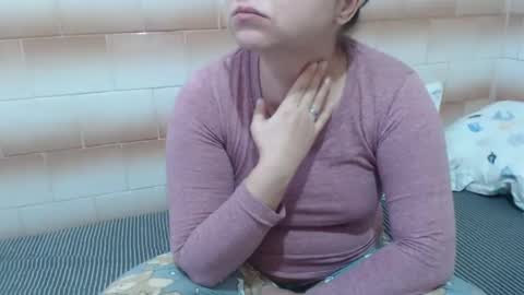 Snapshot of fuck_my_face chatting on 13, 12, 2024 Ella online show from 13, 12, 2024