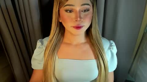 Snapshot of fuckdoll_rain chatting on 5, 5, 2026 R A I N M O R A L E S G M A I L . C O M online show from 5, 5, 2026