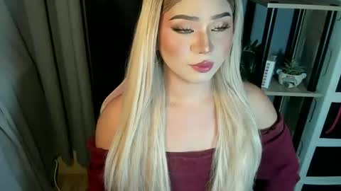 Snapshot of fuckdoll_rain chatting on 8, 7, 2026 R A I N M O R A L E S G M A I L . C O M online show from 8, 7, 2026