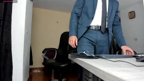 Snapshot of fuckerwate chatting on 3, 5, 2026 SERGIO THE SEX LAWYER online show from 3, 5, 2026