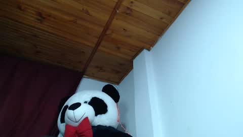 Mia and Gary  online show from 5, 2, 2025