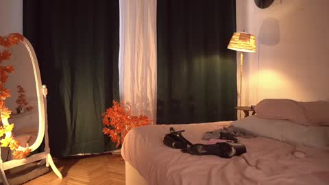 Snapshot of fuckingtoy_ chatting on 17, 10, 2025 Eva all my links online show from 17, 10, 2025