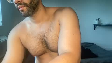 Snapshot of fuckyeahcoach chatting on 14, 5, 2026 Muscle Bear Jock in Training online show from 14, 5, 2026