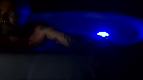 fukmelivenow online show from 28, 10, 2025