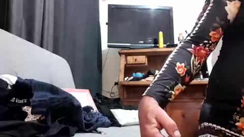 Snapshot of full4cefull chatting on 4, 12, 2024 Pizzaz online show from 4, 12, 2024