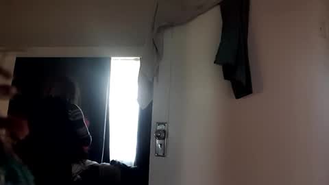 Snapshot of full4cefull chatting on 25, 12, 2024 Pizzaz online show from 25, 12, 2024