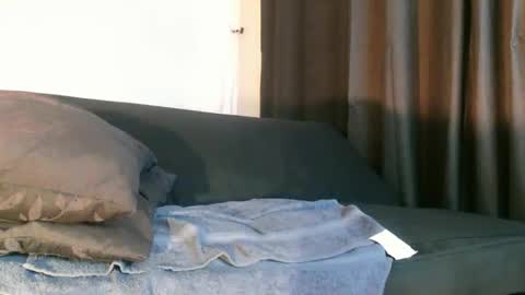 Snapshot of full4cefull chatting on 12, 11, 2025 Pizzaz online show from 12, 11, 2025