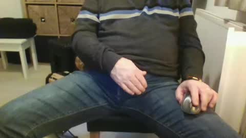 fullballs11 online show from 22, 1, 2025