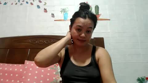 Snapshot of funluvnpinay4u chatting on 17, 10, 2025 MAE online show from 17, 10, 2025