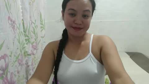 Snapshot of funluvnpinay4u chatting on 16, 11, 2025 MAE online show from 16, 11, 2025