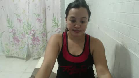 Snapshot of funluvnpinay4u chatting on 18, 11, 2025 MAE online show from 18, 11, 2025