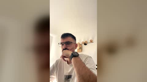Snapshot of funnyroom23 chatting on 27, 5, 2026 funnyroom23 online show from 27, 5, 2026