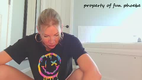Snapshot of funphoebe chatting on 20, 6, 2026 funphoebe online show from 20, 6, 2026