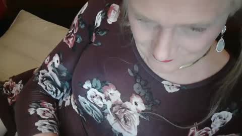 Jessie Love online show from 18, 12, 2024