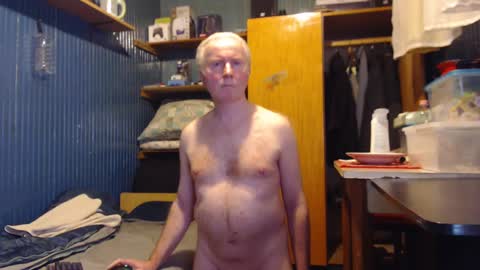 Snapshot of furosz chatting on 8, 2, 2025 furosz online show from 8, 2, 2025