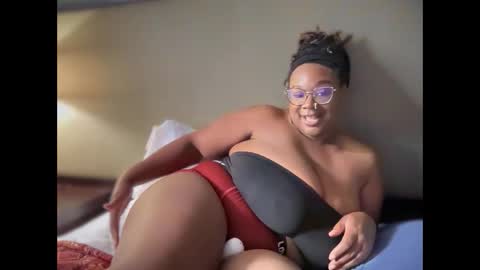 Snapshot of furykat1 chatting on 17, 9, 2025 furykat1 online show from 17, 9, 2025