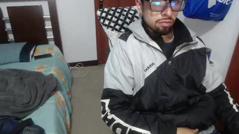 andrew online show from 26, 10, 2025