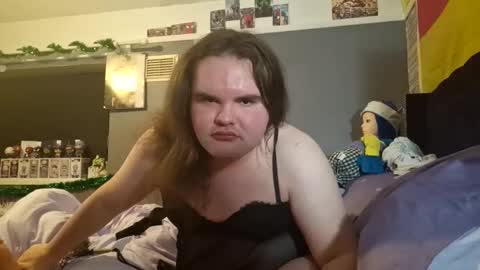 fxckc4rl3yllis99 online show from 1, 12, 2025