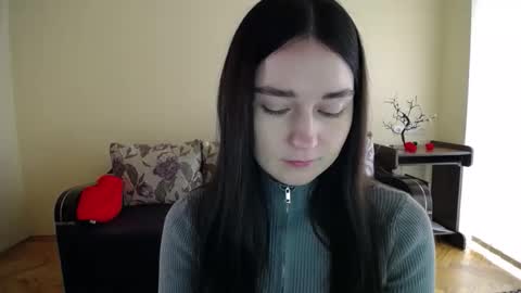 Jaklin online show from 3, 11, 2025