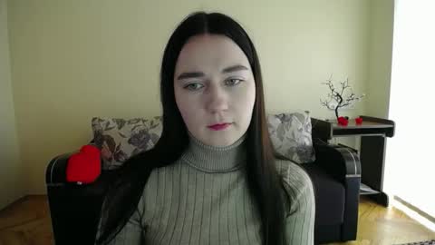 Jaklin online show from 4, 11, 2025