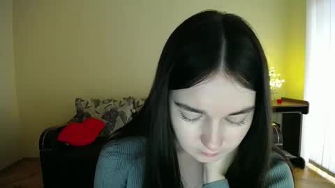 Jaklin online show from 5, 12, 2025