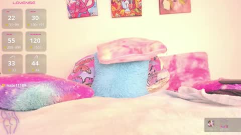 please follow my friendasya zas online show from 8, 11, 2025