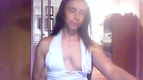 Snapshot of gabitg chatting on 6, 8, 2026 Gabi online show from 6, 8, 2026