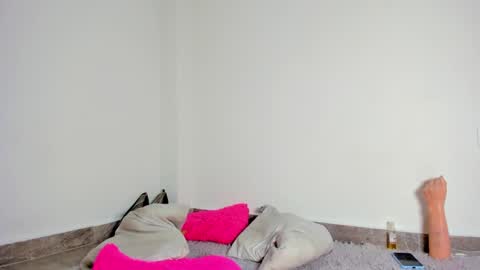  Gabriela altamirano   online show from 10, 3, 2025