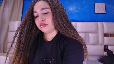 Snapshot of gabriela_leone chatting on 8, 1, 2025 gabriela online show from 8, 1, 2025