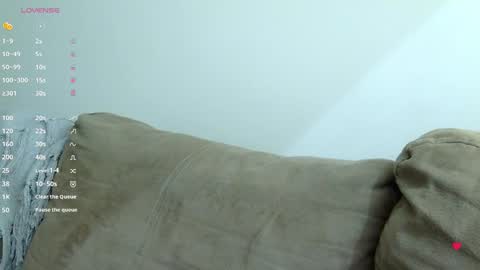 Snapshot of gabriela_miller_2 chatting on 7, 1, 2025 Gabriela Miller online show from 7, 1, 2025