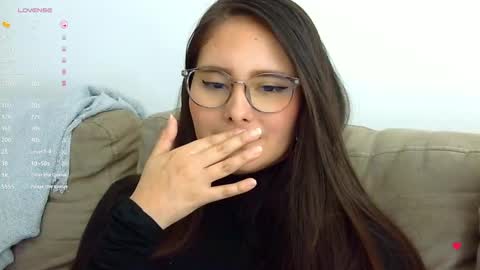 Snapshot of gabriela_miller_2 chatting on 4, 2, 2025 Gabriela Miller online show from 4, 2, 2025