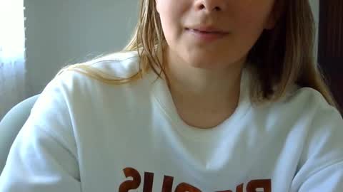 Snapshot of gabriela_miller_2 chatting on 14, 11, 2025 Gabriela Miller online show from 14, 11, 2025