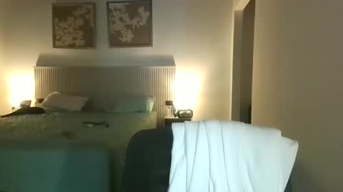 Gabriela Miller online show from 15, 4, 2026