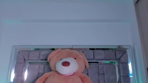 Gabriela Montes online show from 8, 12, 2024