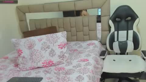 gabriela ponce online show from 16, 2, 2025