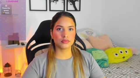 Snapshot of gabriella__tom chatting on 5, 5, 2026 Gabriella online show from 5, 5, 2026