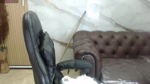 Snapshot of gabriella_storm_tf chatting on 5, 2, 2026 Gabriella online show from 5, 2, 2026