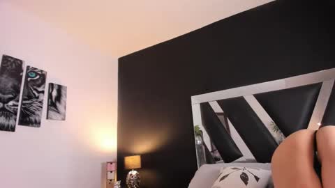 Gabriella Antonella online show from 6, 10, 2025