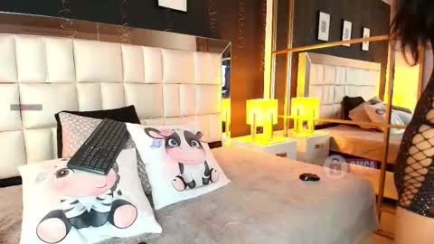 Snapshot of gaby_jazmin chatting on 1, 2, 2026 Gaby online show from 1, 2, 2026