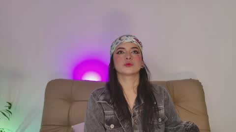 Snapshot of gaby_mason chatting on 10, 5, 2026 Gaby online show from 10, 5, 2026