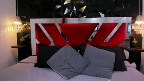 Gaby  online show from 5, 4, 2026