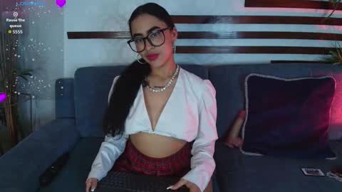          online show from 4, 12, 2025