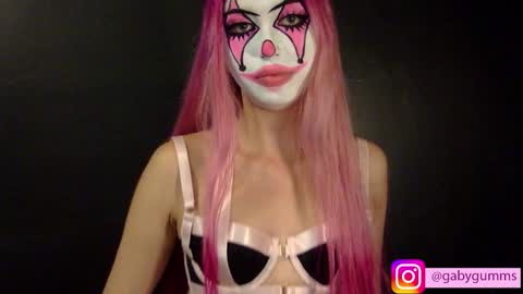 gabygumms online show from 6, 11, 2025