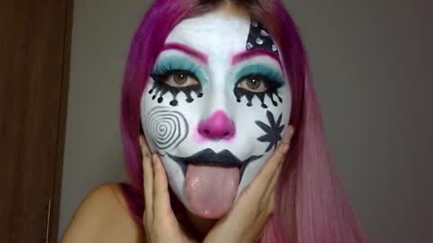 gabygumms online show from 19, 11, 2025