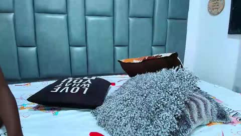 Snapshot of gabystom chatting on 14, 11, 2025 gabystom online show from 14, 11, 2025