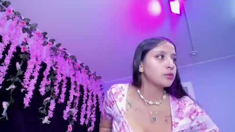 Snapshot of gabyy_cooper chatting on 25, 5, 2026 gabby cooper online show from 25, 5, 2026