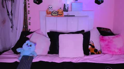 gabyye capprins online show from 25, 10, 2025