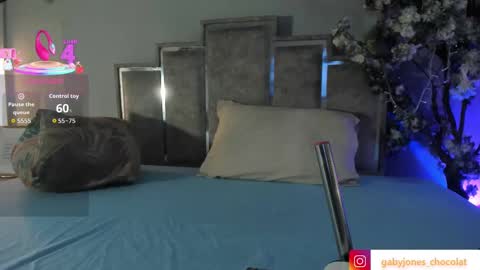 gabyyjones online show from 17, 10, 2025