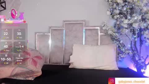 gabyyjones online show from 27, 10, 2025