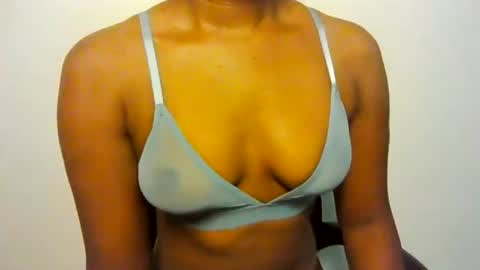 Snapshot of gada_charm chatting on 1, 7, 2026 Gada online show from 1, 7, 2026